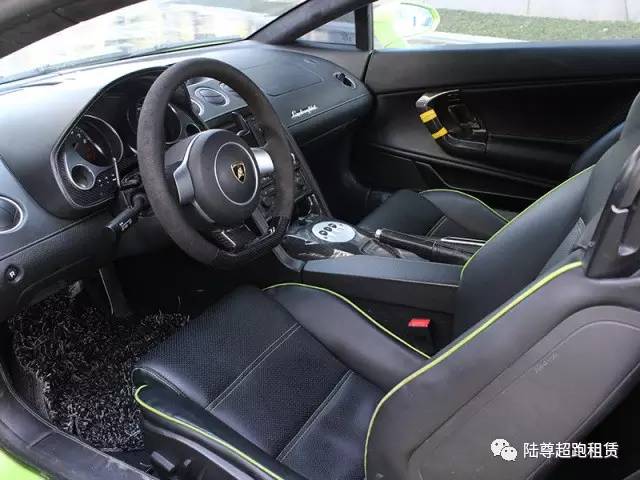 租跑车